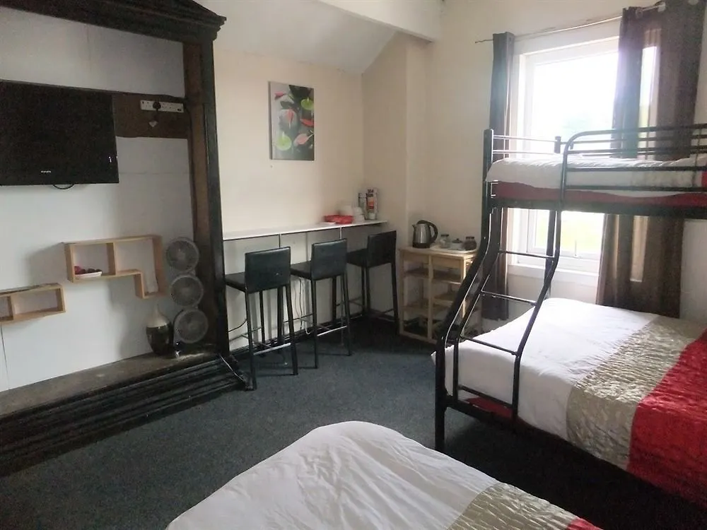 **  Heavenly Nights Guest House Sheffield United Kingdom